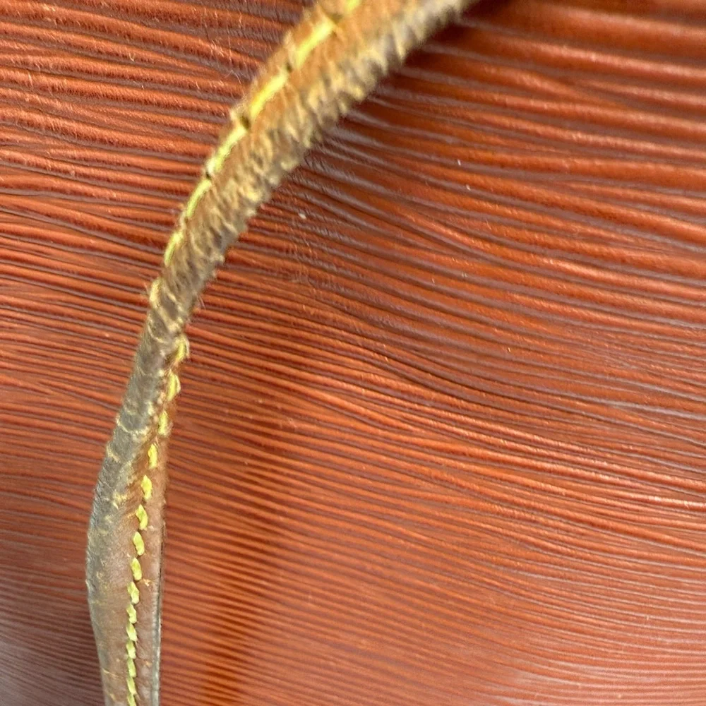 Louis Vuitton Noé – Vintage Epi Leather in Cognac & Light Brown